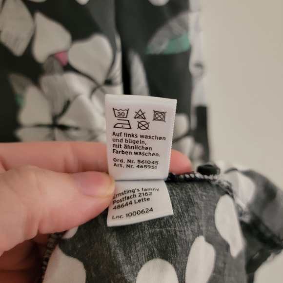 Gina Benotti Long Sleeve Floral V-neck Blouse - Picture 7 of 8